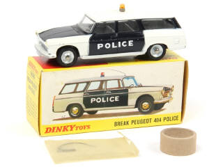 Lot 631 - DINKY TOYS (FRANCE) (1)