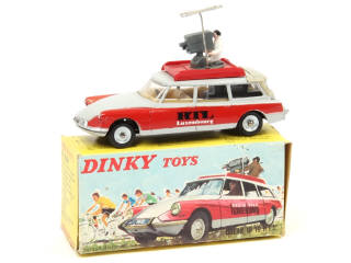 Lot 606 - DINKY TOYS (FRANCE) (1)