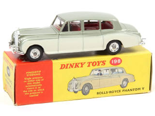 Lot 351 - DINKY TOYS (GB) (1)