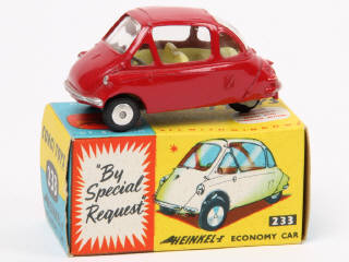 Lot 275 - CORGI TOYS (GB) (1)