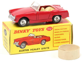 Lot 333 - DINKY TOYS (GB) (1)