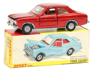 Lot 239 - DINKY TOYS (GB) (1)