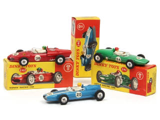 Lot 292 - DINKY TOYS (GB) (3)