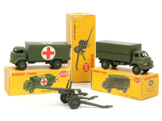 Lot 326 - DINKY TOYS (GB) (3)