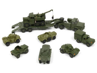 Lot 397 - DINKY TOYS (GB) (8)