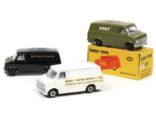 Lot 288 - DINKY TOYS (GB) (2)