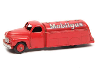 Lot 377 - DINKY TOYS (GB) (1)