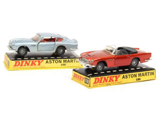 Lot 276 - DINKY TOYS (GB) (2)