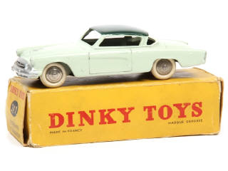 Lot 405 - DINKY TOYS (FRANCE) (1)