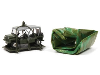 Lot 337 - DINKY TOYS (GB) (1)