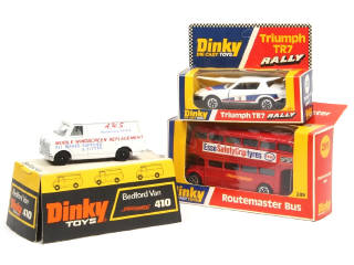Lot 290 - DINKY TOYS (GB) (3)