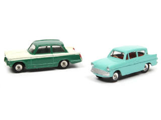 Lot 353 - DINKY TOYS (GB) (2)