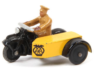 Lot 409 - DINKY TOYS (GB) (1)