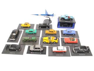 Lot 143 - DIVERS (16)