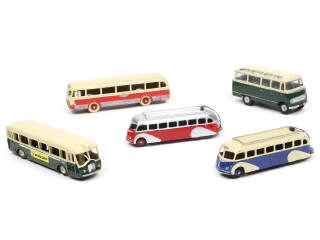 Lot 413 - DINKY TOYS (FRANCE) (5)