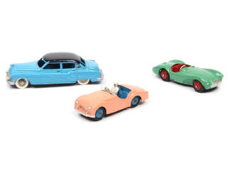 Lot 392 - DINKY TOYS (3)