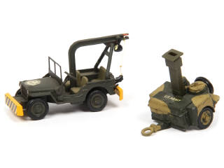 Lot 418 - DINKY TOYS (FRANCE) (2)