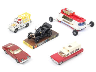Lot 349 - CORGI TOYS (GB) (5)