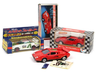 Lot 173 - DIVERS (JAPON) (3)