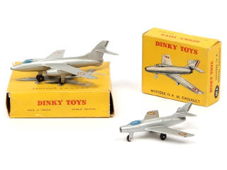 Lot 377 - DINKY TOYS (FRANCE) (2)