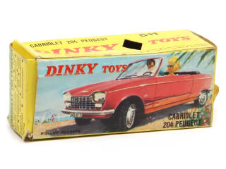 Lot 361 - DINKY TOYS (FRANCE) (1)