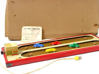 Lot 613 - LES JOUETS VIBRO (FRANCE) (1)