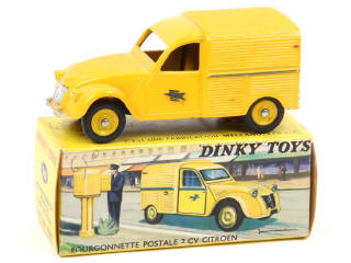 Lot 424 - DINKY TOYS (FRANCE) (1)