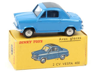 Lot 386 - DINKY TOYS (FRANCE) (1)
