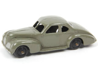 Lot 563 - DINKY TOYS (GB) (1)