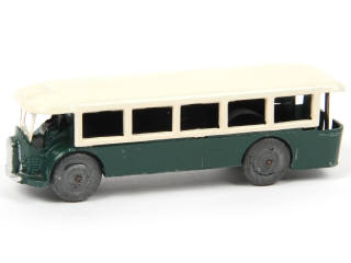 Lot 463 - DINKY TOYS (FRANCE) (1)
