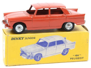 Lot 332 - DINKY TOYS (FRANCE) Série JUNIOR (1)