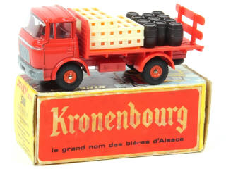 Lot 528 - DINKY TOYS (FRANCE) (1)