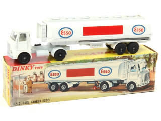 Lot 678 - DINKY TOYS (GB) (1)