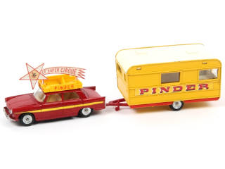 Lot 366 - DINKY TOYS (FRANCE) (1)