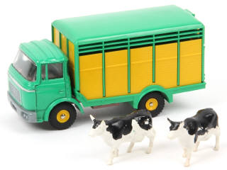 Lot 489 - DINKY TOYS (FRANCE) (1)