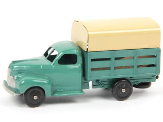 Lot 469 - DINKY TOYS (FRANCE) (1)