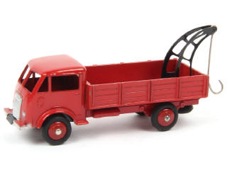 Lot 476 - DINKY TOYS (FRANCE) (1)