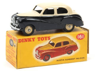 Lot 593 - DINKY TOYS (GB) (1)
