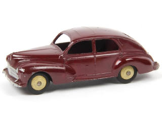 Lot 350 - DINKY TOYS (FRANCE) (1)