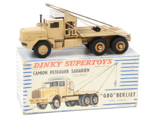 Lot 522 - DINKY TOYS (FRANCE) (1)
