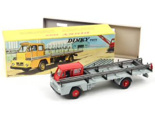Lot 536 - DINKY TOYS (FRANCE) (1)