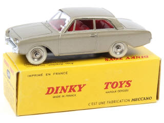 Lot 413 - DINKY TOYS (FRANCE) (1)