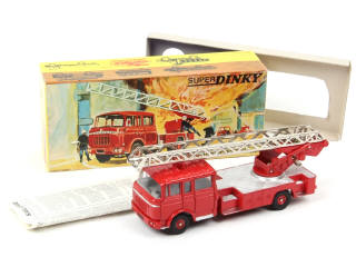 Lot 529 - DINKY TOYS (FRANCE) (1)