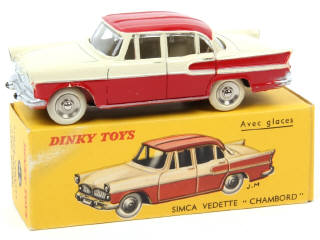 Lot 385 - DINKY TOYS (FRANCE) (1)