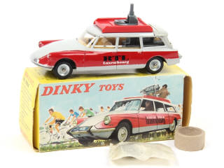 Lot 430 - DINKY TOYS (FRANCE) (1)