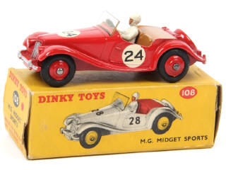 Lot 584 - DINKY TOYS (GB) (1)