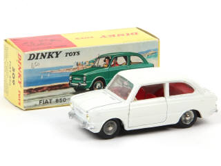 Lot 437 - DINKY TOYS (FRANCE) (1)