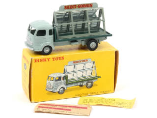 Lot 505 - DINKY TOYS (FRANCE) (1)