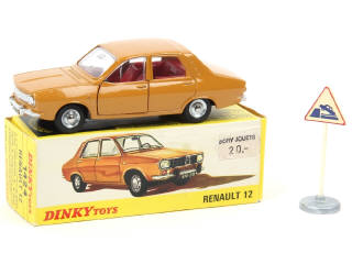 Lot 447 - DINKY TOYS (FRANCE) (1)