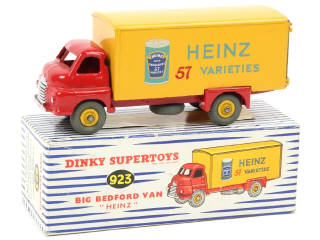 Lot 683 - DINKY TOYS (GB) (1)